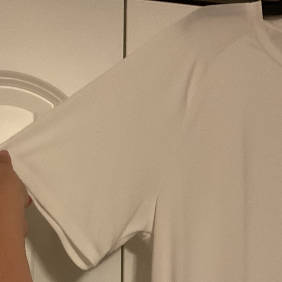 ⚠️ Under Armour The Tech Tee Men’s Size Large EUC - Picture 4 of 7